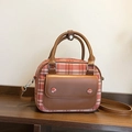 Retro crossbodytas met rood-wit ruitpatroon en donkerbruine leren details voor dames - Rood