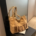Borsa tote in pelle scamosciata kaki con scritta HOOTO e tracolla lunga per donna - Cachi Chiaro
