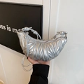 Sac demi-lune argenté avec surpiqûres radiales et détail de poignée nouée - Argent Sans Pendentif