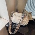 Beige nylon crossbodytas met meerdere vakken en brede schouderband met bloemen - Broken Wit