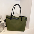 Grand sac cabas en toile vert foncé avec lanières en cuir noir et boucle argentée - Vert