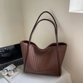 Dark brown woven leather tote bag with large capacity and thin shoulder straps - No Pendant / Coffee