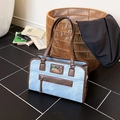 Vintage hellblaue Spitzentragetasche mit dunkelbraunem Lederbesatz und Reißverschluss - Blau