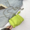 Sac seau vert néon à grain litchi avec bandoulière chaîne argentée et poignée - Sans pendentif / Vert