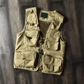 Quick-dry tactical vest in khaki with multi-pockets and breathable mesh back - M / Khaki