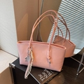Pale pink faux leather tote bag with embossed logo and creative tennis racket charm - Pink (With Pendant)