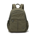 Dettaglio delle tasche a zip multistrato e tasche laterali sullo zaino verde scuro - Verde