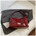 Bolso de hombro en cuero charol granate brillante con correa ajustable y elegante - Talla Grande Rojo / Grande