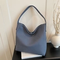 Grande borsa hobo minimalista in pelle blu polvere per il pendolarismo quotidiano - Blu