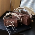 Bolso cilíndrico marrón de lunares con lazos blancos y detalles de encaje - Grande / Marrón