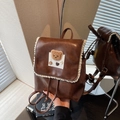 Zaino carino in pelle PU marrone scuro con pizzo bianco e dettaglio orso 3D - Marrone