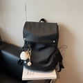 Sac à dos en nylon noir minimaliste avec breloques mignonnes et grande capacité de rangement - Avec Pendentif / Noir