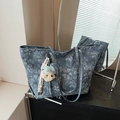 Blue denim tote bag with gray floral print and cute beige plush bear pendant - With Charm / Black