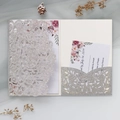 Invito di nozze traforato al laser glitter argento con inserto floreale e carta RSVP - Argento