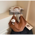Grande borsa tote vintage in pelle scamosciata marrone con ciondolo a nuvola bianca - Marrone (Include Ciondolo a Nuvola)