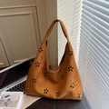 Borsa hobo da donna in camoscio marrone con fiori traforati e grande capienza - Marrone