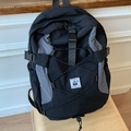 Sac à dos léger en nylon noir avec motifs alvéolés gris et cordon élastique - Grand / Noir
