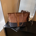 Sac fourre-tout bicolore en toile marron et anthracite avec poignées en cuir et anneau en métal - Noir et Marron