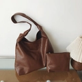 Bolso hobo grande de cuero PU marrón oscuro con bolsa a juego y detalle de nudo en correa - Marrón Oscuro