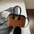 Sac à bandoulière en daim marron et cuir noir avec ornement de serrure dorée élégant - Marron Jaune