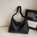 Grand sac cabas noir en cuir avec bandoulière large plissée style nuage moderne - Noir (Sans Pendentif)