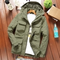 Chaqueta de hombre verde militar con capucha con bolsillos múltiples y tejido cortavientos - M / Forro Polar Caqui