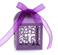 Boîte à dragées de mariage violette découpée au laser avec croix et ruban en soie - Violet foncé