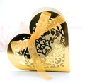 Lasergeschnittene hohle herzförmige goldene Spiegel-Geschenkbox mit Band und Blumenmuster - Reflektierendes Gold