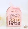 Rosa lasergeschnittene Hochzeit-Süßigkeitenbox mit Vogelmuster und Organzaband - Rosa