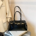 Glossy black vintage Boston bag with shoulder straps and silver logo detail - No Pendant / Black