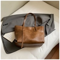 Borsa tote vintage marrone minimalista con trama a pieghe e manici a spalla lunghi - Senza Ciondolo / Marrone
