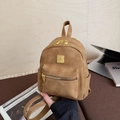 Mochila mini vintage de cuero sintético marrón mate con detalles metálicos dorados - Caqui