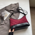 Vintage burgundy suede and black quilted leather shoulder bag with gold metal buckle - Wine Red Without Pendant
