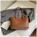 Sac cabas marron en texture tressée avec base en cuir et détails en métal doré - Brun Sans Pendentif