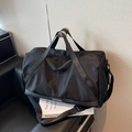 Grand sac de voyage en nylon noir avec doubles poignées et bandoulière amovible - Noir
