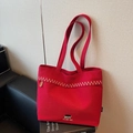 Bolso tote minimalista de lona roja con costuras en zigzag y bordado de Docile-girl - Burdeos