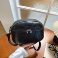 Bolso bandolera vintage media luna en cuero de cera negra con tres bolsillos zip - Negro