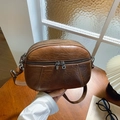 Bolso bandolera vintage de cuero marrón con tres compartimentos con cremallera y correa - Marrón