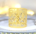 Gouden lasergesneden papieren decoratie met hartpatroon voor cupcakes of servetten - Goud