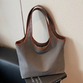 Sac cabas en toile taupe minimaliste avec bordure en cuir marron foncé et broderie - Brun Foncé