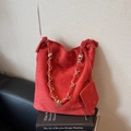 Grand sac cabas en daim rouge avec chaîne dorée et petite pochette assortie - Bordeaux