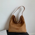 Brown suede minimalist large capacity tote bag with PANTOR logo and thin shoulder strap - No Pendant / Brown