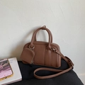 Vintage brown leather crossbody handbag with matching mini coin purse and brand logo - No Pendant / Brown