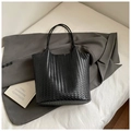 Classic black woven leather tote bag with Intrecciato style and long shoulder straps - Black without Pendant