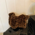 Bolso tote de leopardo en piel sintética, suave y espacioso para el otoño e invierno - Leopardo Café