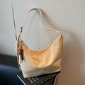 Sac hobo minimaliste en daim beige avec perles en bois et finition mate élégante - Beige (Avec Pendentif)