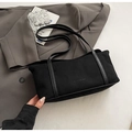 Sac sous le bras noir mat rétro avec grande capacité et bretelles élégantes - Sans pendentif / Noir