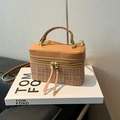 Chic brown leather and tweed box bag with gold metal zippers and a top handle - Khaki (No Pendant)