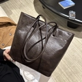 Large capacity tote bag in dark brown oil-wax leather texture for daily commute - Brown