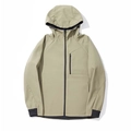 Herren Softshell-Jacke in Khaki mit Kapuze, wasserfestem Stoff und schwarzen Reißverschlüssen - M / Khaki